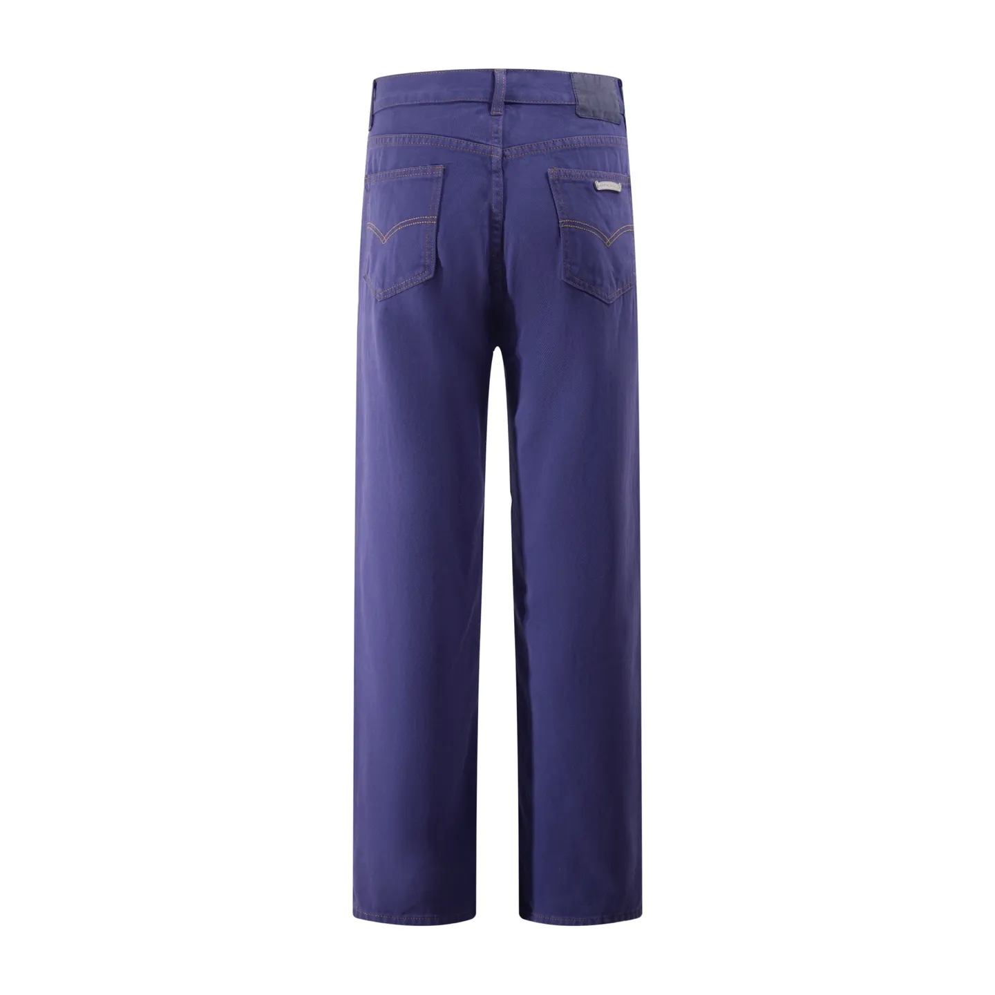 P220 Style number: H32 Croxin & 𝐂𝐡𝐫𝐨𝐦𝐞 𝐇𝐞𝐚𝐫𝐭 ss25 purple dopamine solid color jeans. Styles with different washed textures are very friendly to people with thin legs and thick legs. The slightly flared version perfectly modifies the leg shape. The timeless and moderate length makes it easy to match and match. It is the basis for various styles and is a must-have in your wardrobe! The fabric is stiff but also makes the upper body soft without losing texture. The washing process is even more perfect. It is a must-have item for everyone! ! ! Washed wheat, hang tag, pants label, three labels complete Color: purple Size: 28-30-32-34